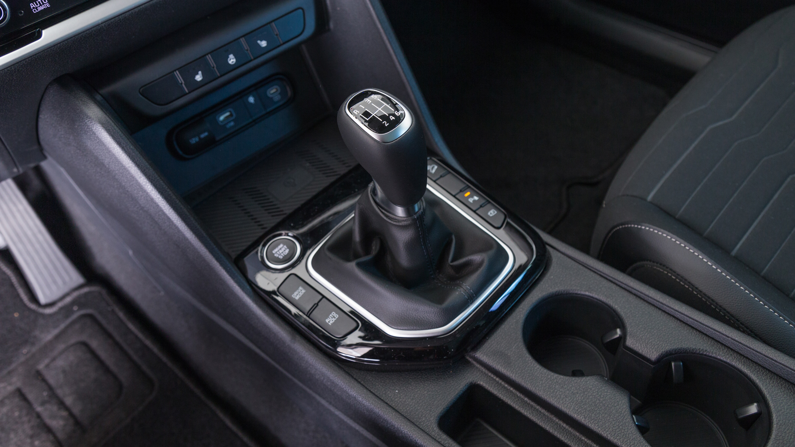 Bάζουμε το Kia Sportage απέναντι στο καλύτερο και στο χειρότερο